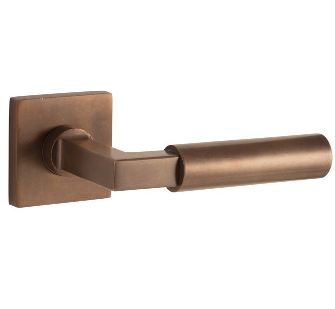 Deurklink op geveerd rozet verdekt Bauhaus messing antiek brons