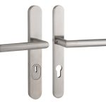 SKG3 PC72 kruk T op ovaal smal schild PRIO + kerntrekbeveiliging rvs