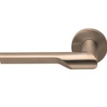 Enkele deurklink RIVIO by Gensler GL101-G op rozet links pvd licht brons