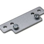 Opdekplaat t.b.v. deuropvanger bij smalle kozijnen zilvergrijs